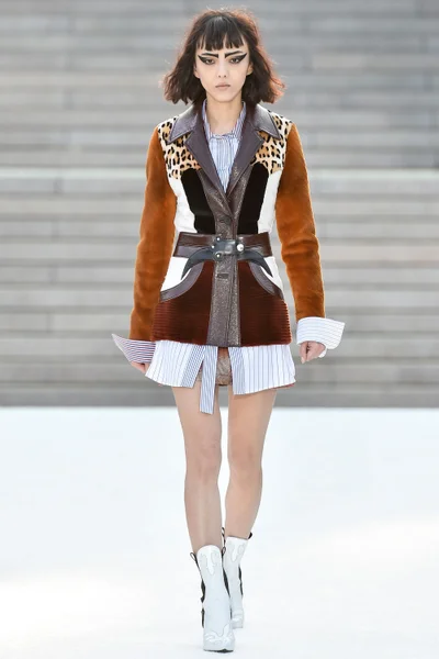Look 1